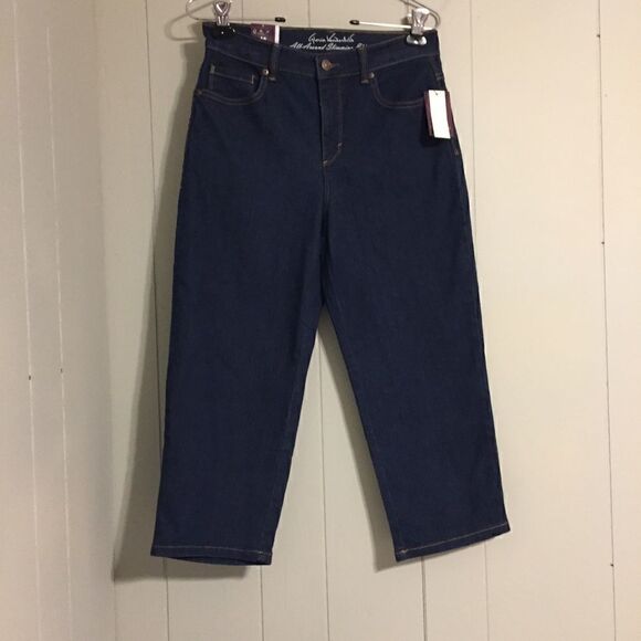 Gloria Vanderbilt Slimming Capri Jeans Denim Medium Wash Mom Jean NWT 4 - Picture 1 of 6